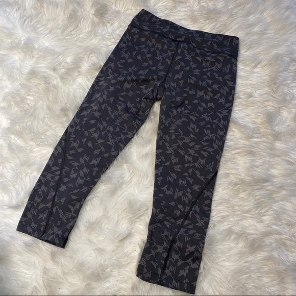 The North Face Cropped Leggings - Picture 2 of 4